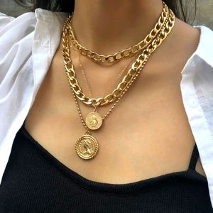 Layered necklace